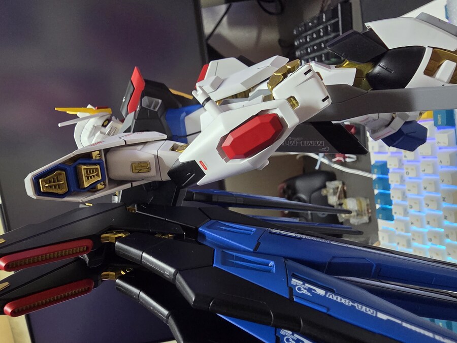 MG 스트라이크 프리덤 구판._7.jpg