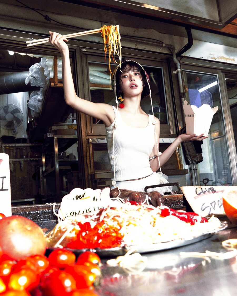 [르세라핌] WEIRD GARLIC🧄🧑‍🍳_6.jpg