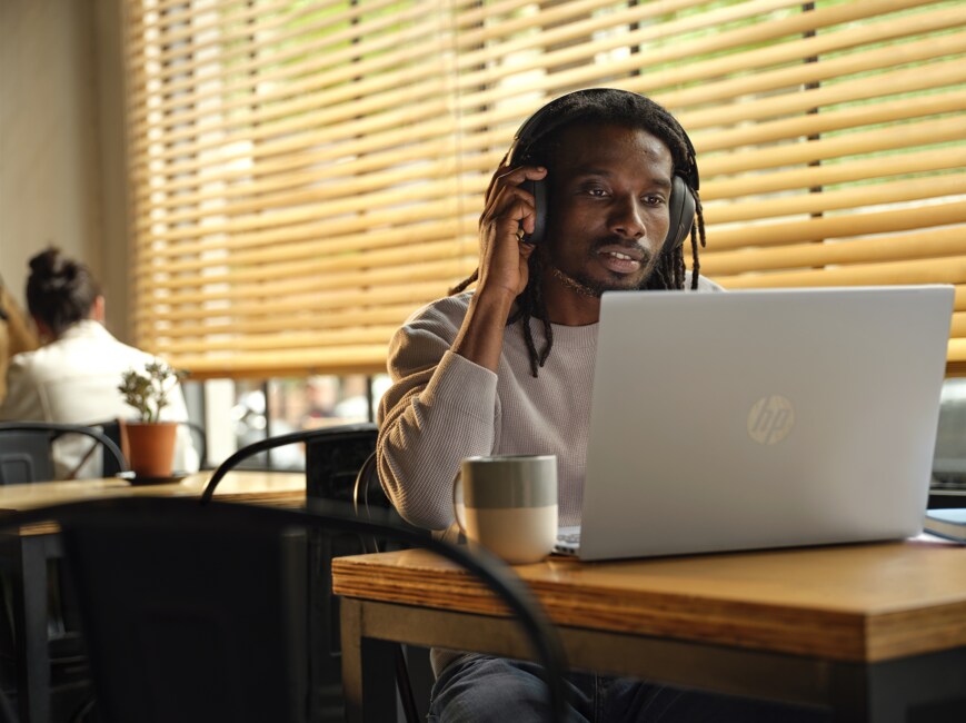 재택근무·원격회의용 노트북 추천, 효율적인 업무환경을 위한 옴니북5 16_4.png