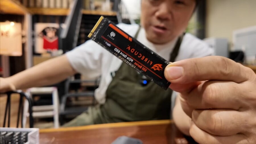 유튜브) 1테라 썬더볼트 외장 ssd 뚜따해서 4테라로 업글한 정종철_2.png