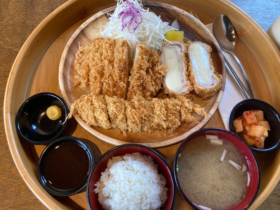 올해 먹은 돈가스 집합_3.jpg