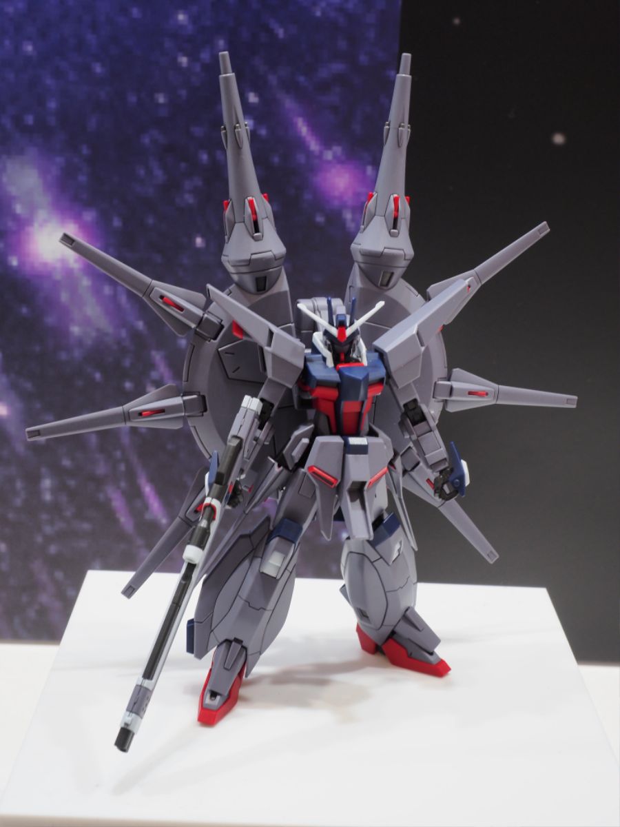 HGCE 1/144 레전드 건담 전시 사진 2 (추가)_1.jpg