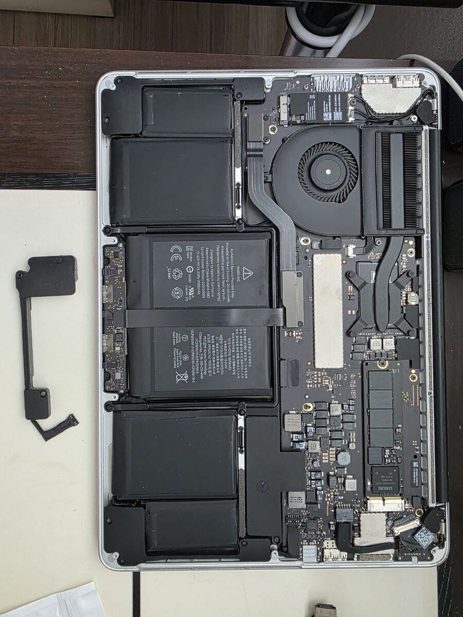 맥북 스피커 교체._1.jpg