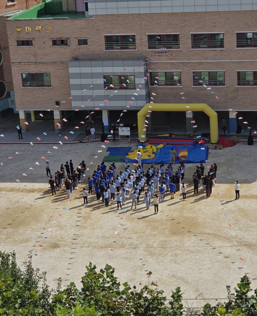 요즘느낄수있는 저출산 체감짤_1.png