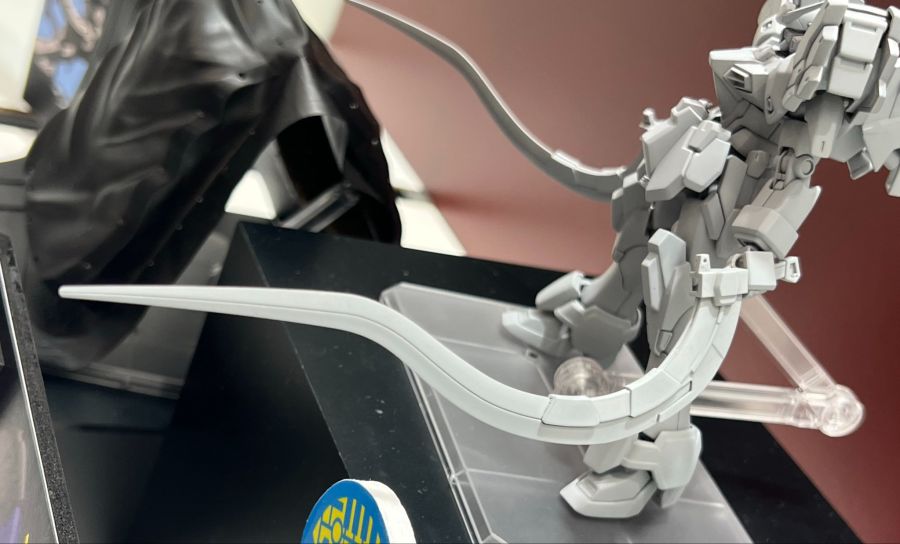 HGAC 1/144 건담 샌드록 改 EW 원형 전시 사진 3_6.jpg