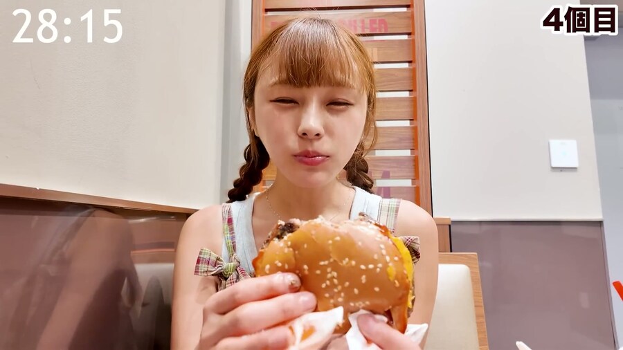 햄버거 6개 먹는 여자_9.jpg