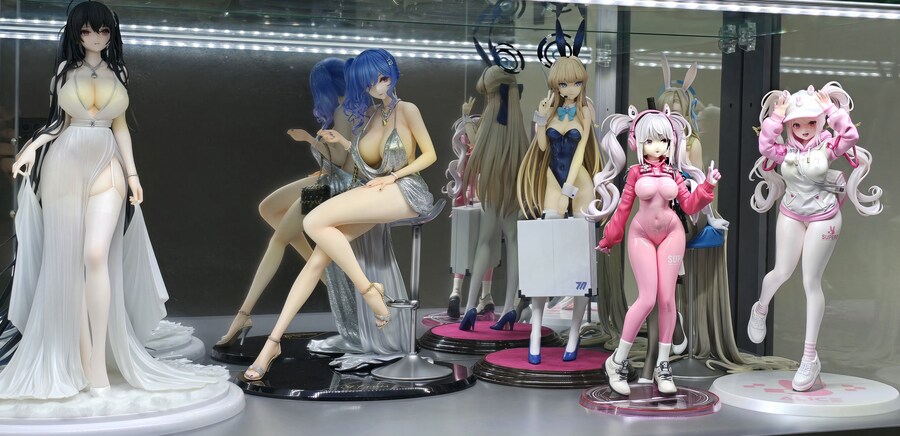 피규어)장식장 사진_4.jpg