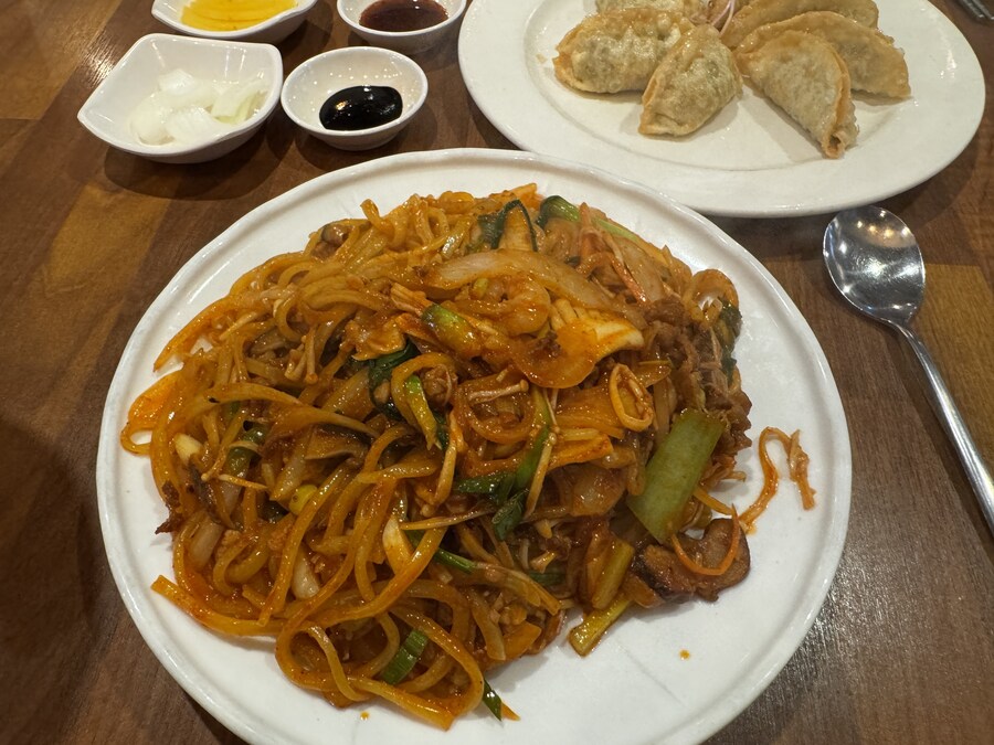 동네 중국집_2.jpg