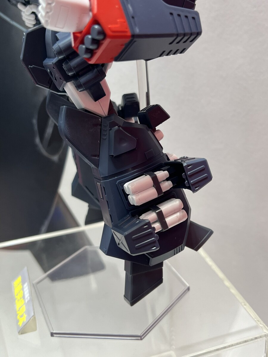 [맥스팩토리] PLAMAX 마크로스 VF-1J 아머드 발키리 추가 이미지_19.jpg