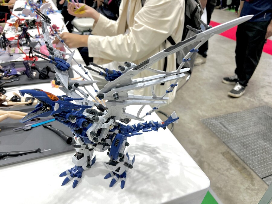 [코토부키야] HMM 조이드 1/72 RZ-045 살라만더 조립 샘플 이미지_3.jpg