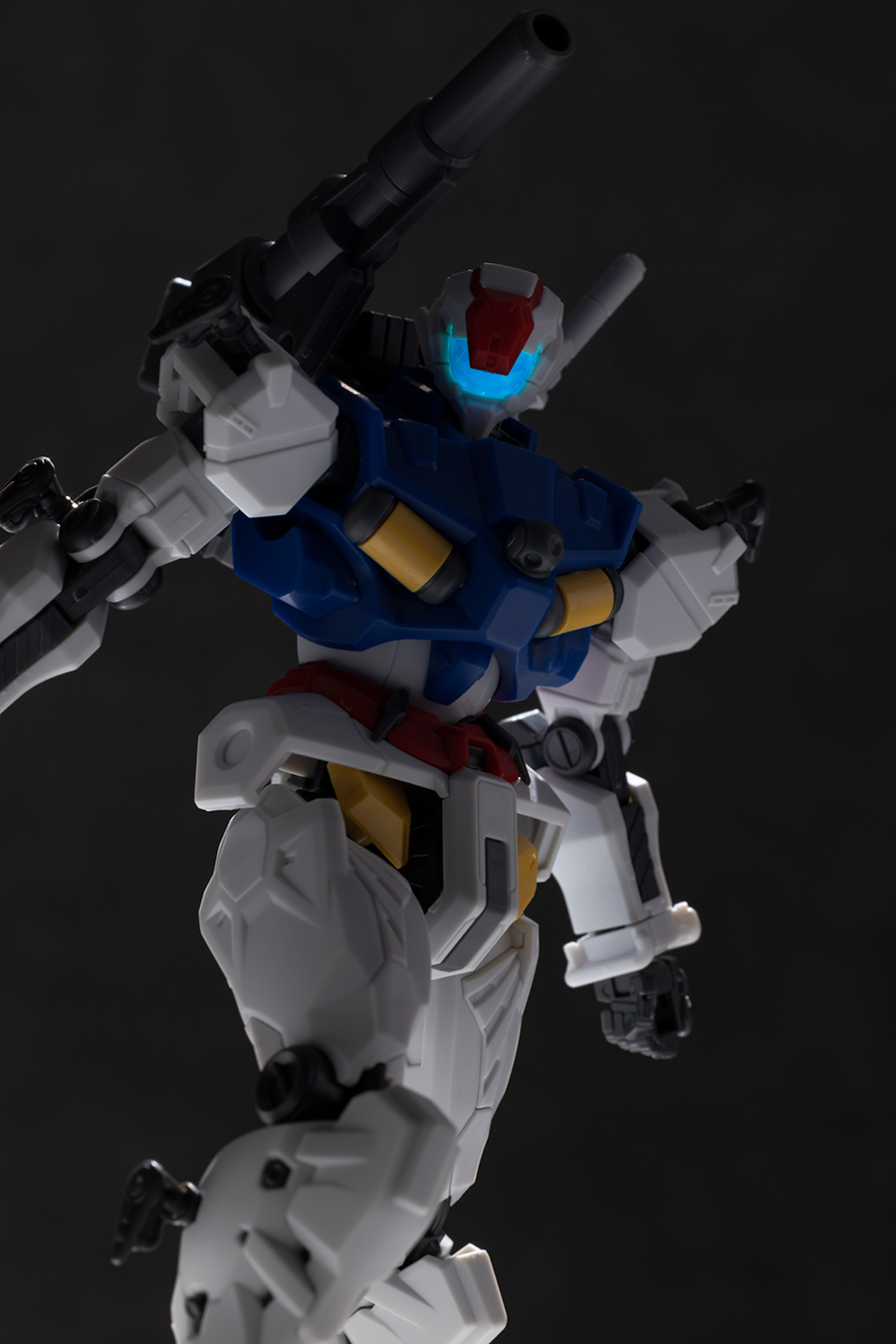 HG GQ 1/144 세이라 전용 경캐논 해외 리뷰_70.jpg