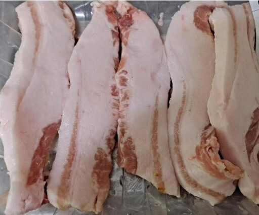 북한에서 지방이 풍부한 돼지고기를 부르는 은어_1.jpg