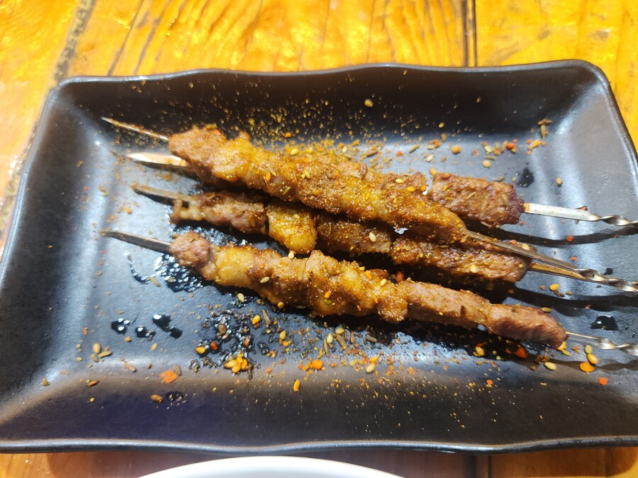 칭다오에서 먹은 바지락볶음, 오징어볶음, 양꼬치_7.jpg