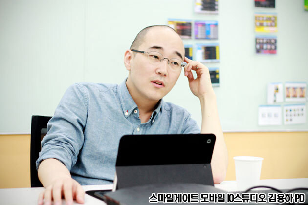 블루아카) 센세 : 아로나 왜 갑자기 조용해진거야?_1.jpg