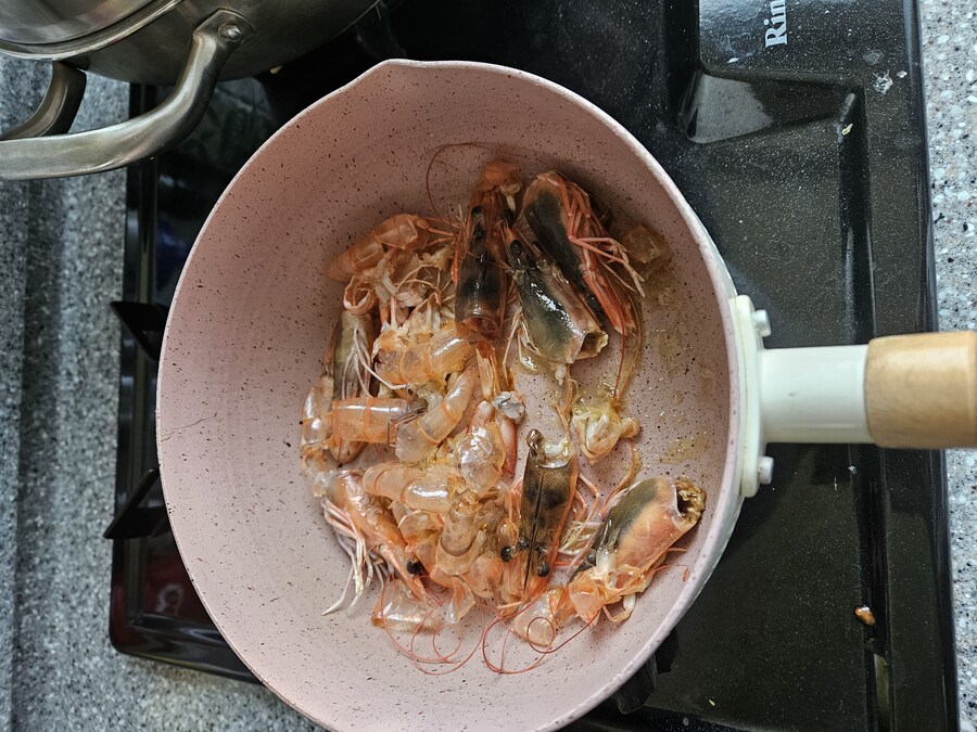 간단한 새우파스타(비스큐)_9.jpg