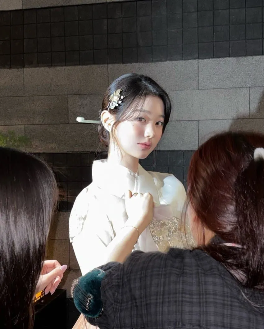 장원영이 옛날 사람이었으면 경국지색으로 불렸을까?_1.webp