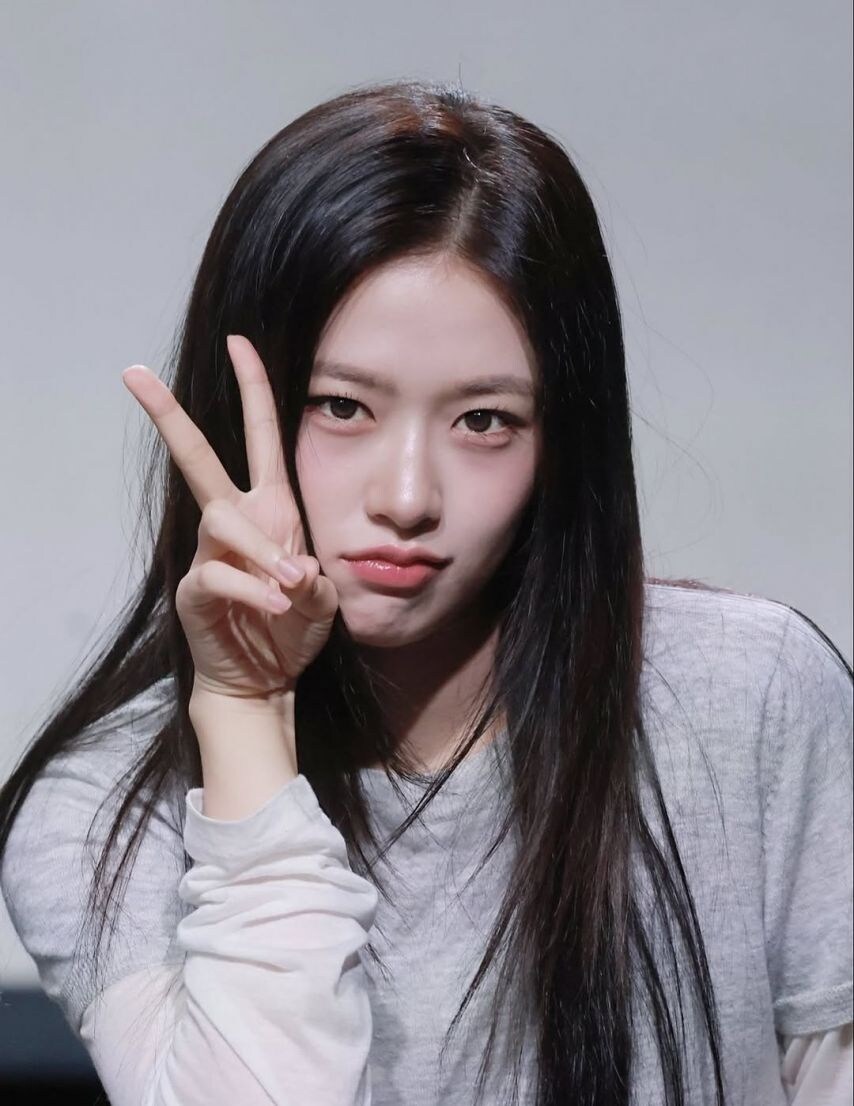 아이브 유진이_1.jpg