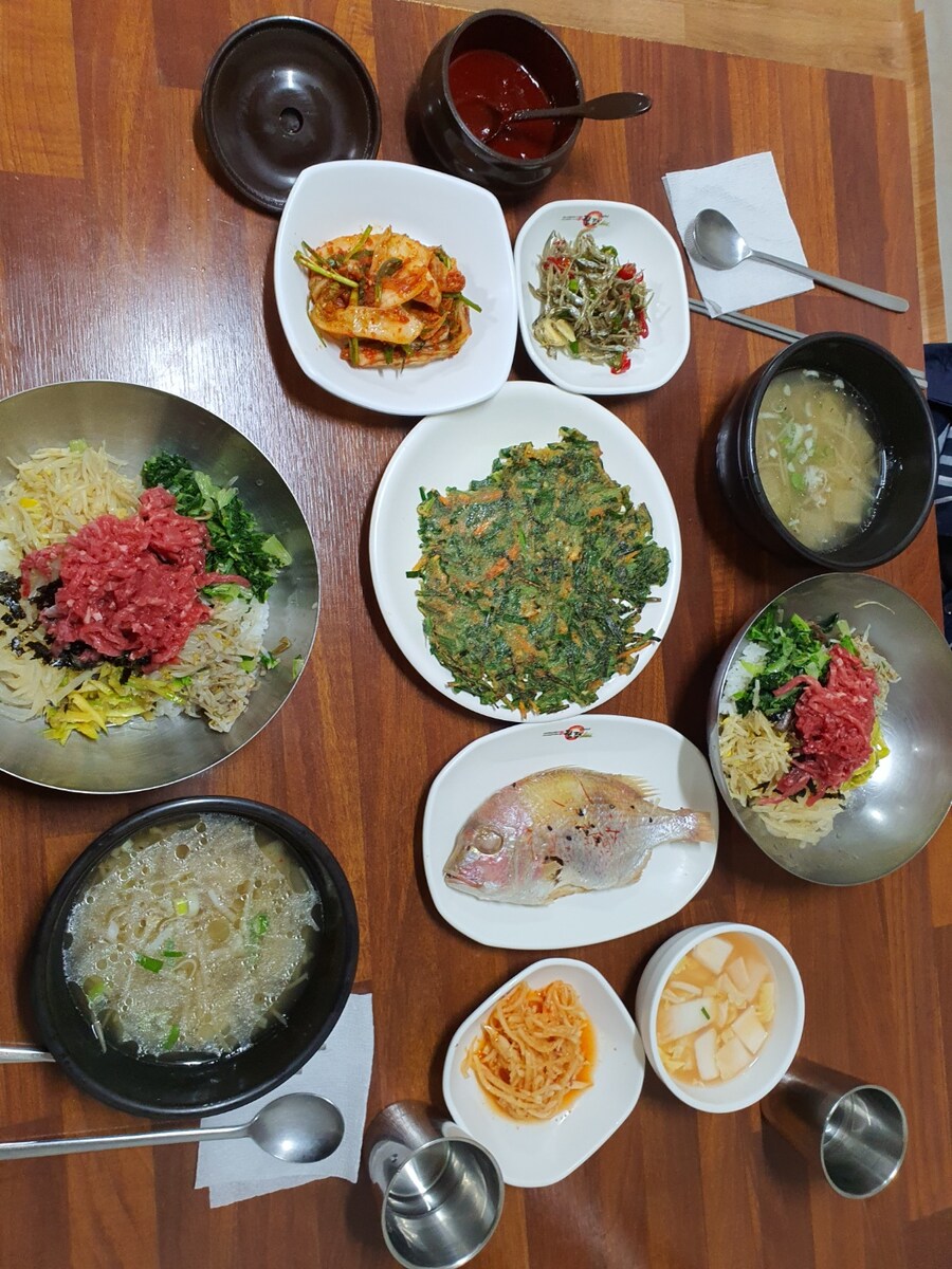 육회비빔밥 먹었다 존맛탱이다_1.jpg