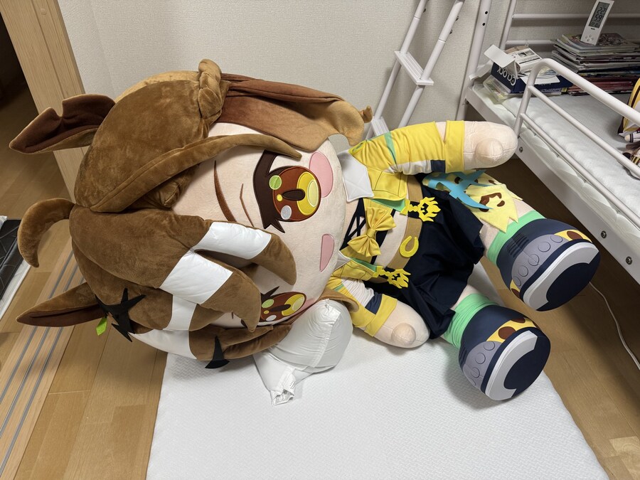 말딸) 키타산과 다이아 대형인형 가진 일본인.jpg_5.jpg