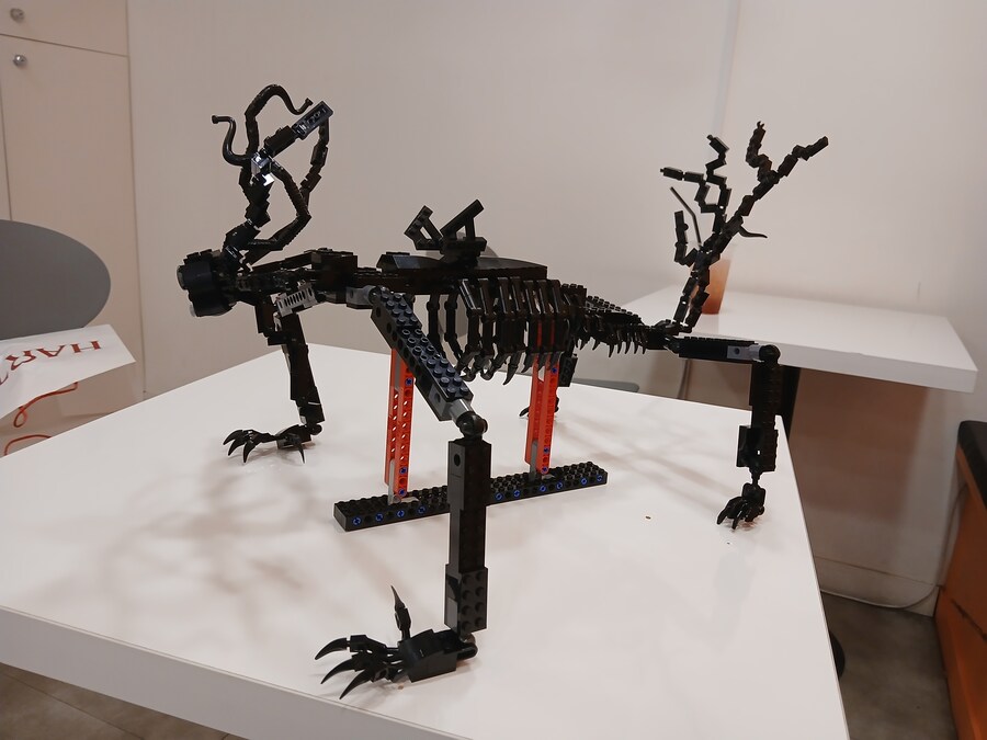 블러드본 - 달의 존재_3.jpg