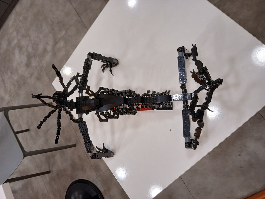 블러드본 - 달의 존재_4.jpg