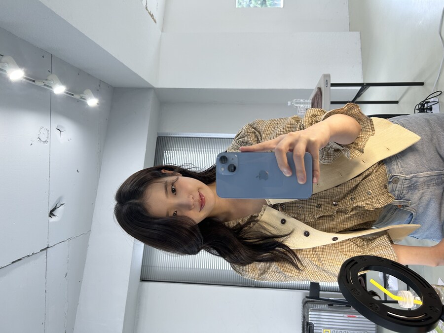 2025.10.27 아이유 베리즈 포스트_2.jpg