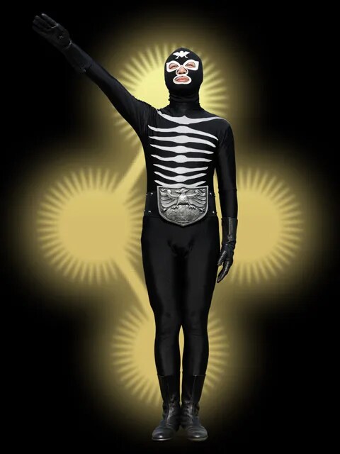 [토지마 탄자부로는 가면라이더가 되고 싶어] TV 속 괴인과 전투원_8.png