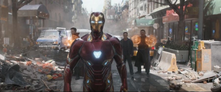 [MCU]토니 스타크의 최신형 기술을 점목시킨 나노 슈트_8.jpg