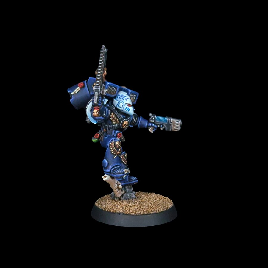 워해머40K] 구판 주석 '뱅가드 베테랑' 도색 완성_10.jpg