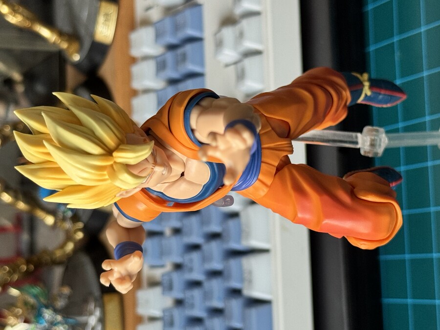 S.H.피규아츠 초사이어인 손오공 ~결전의 개막~ 입니다._8.jpg