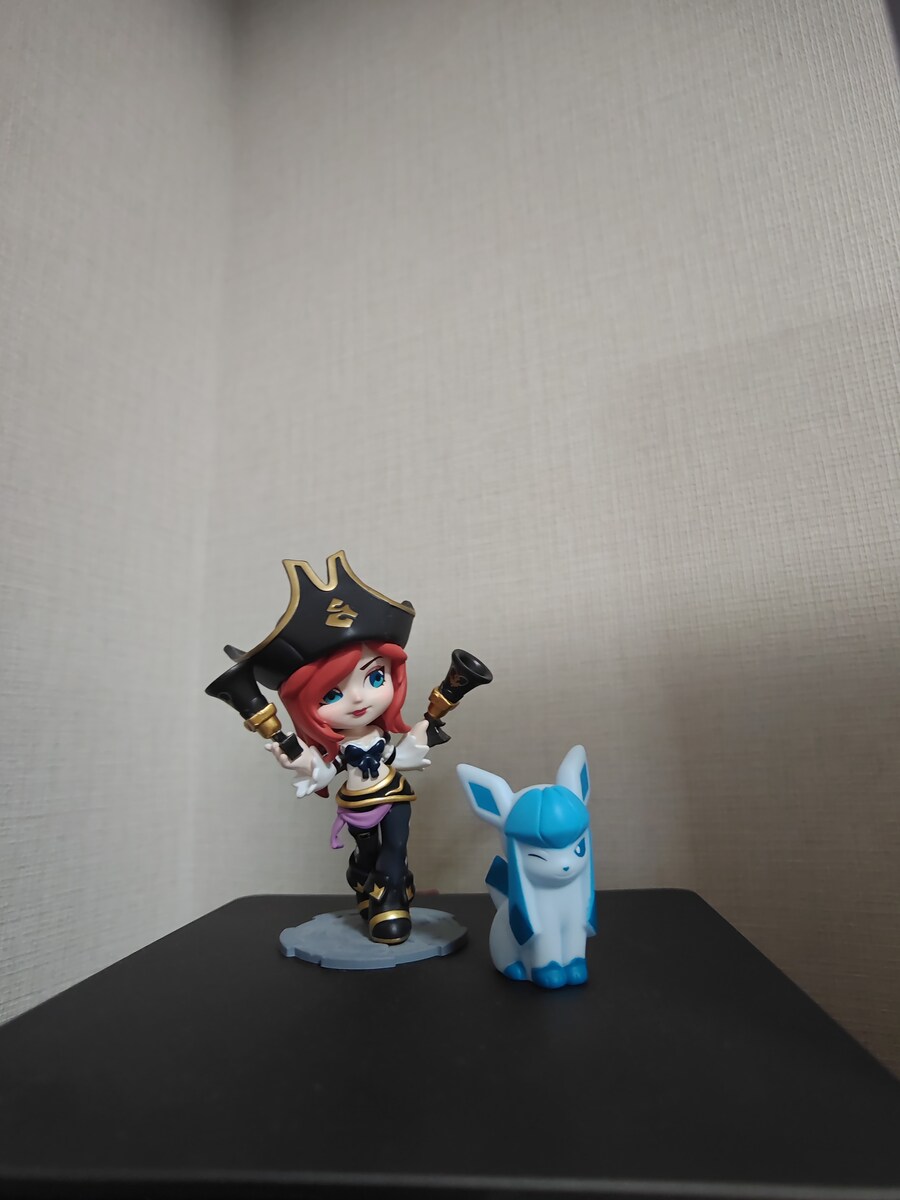 내 아내들 피규어 공개함_1.jpg