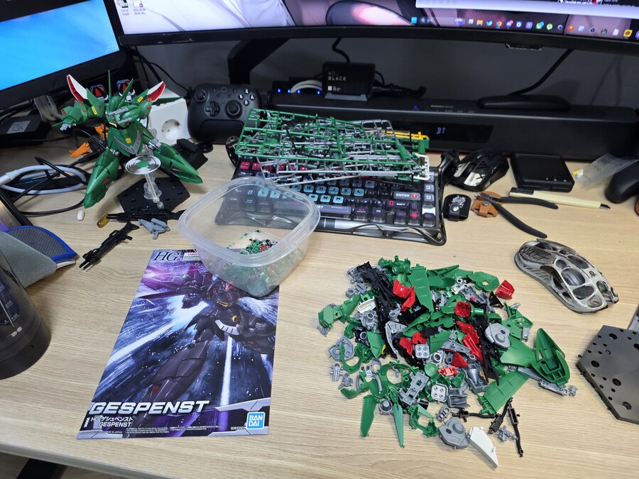 게슈펜스트 카이기 완성_2.jpg