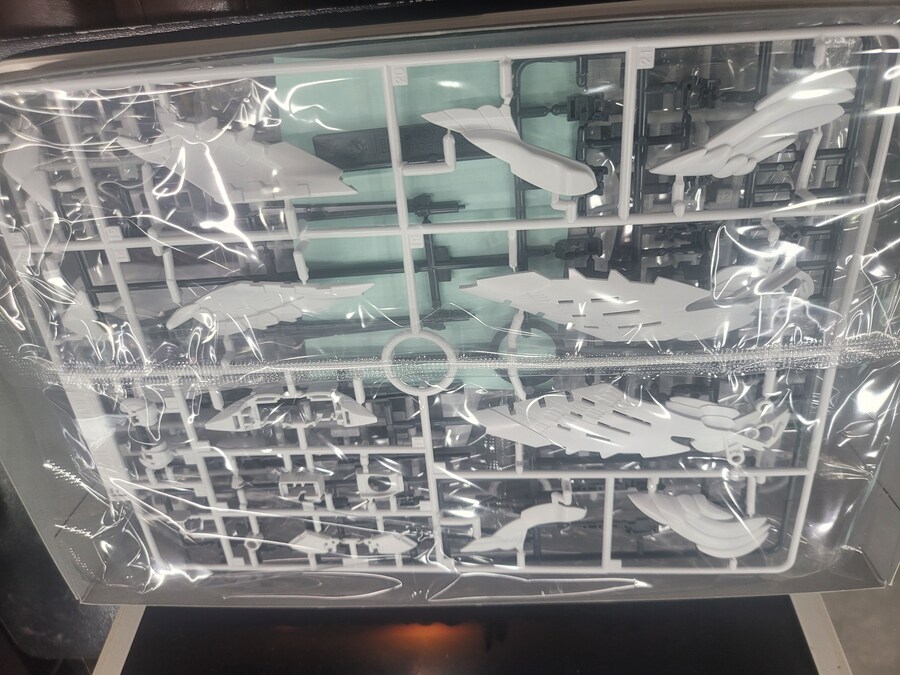 (초보도색) RG 윙건담 제로 커스텀(EW) 금빛 날개를 꿈꾸었습니다만..._3.jpg