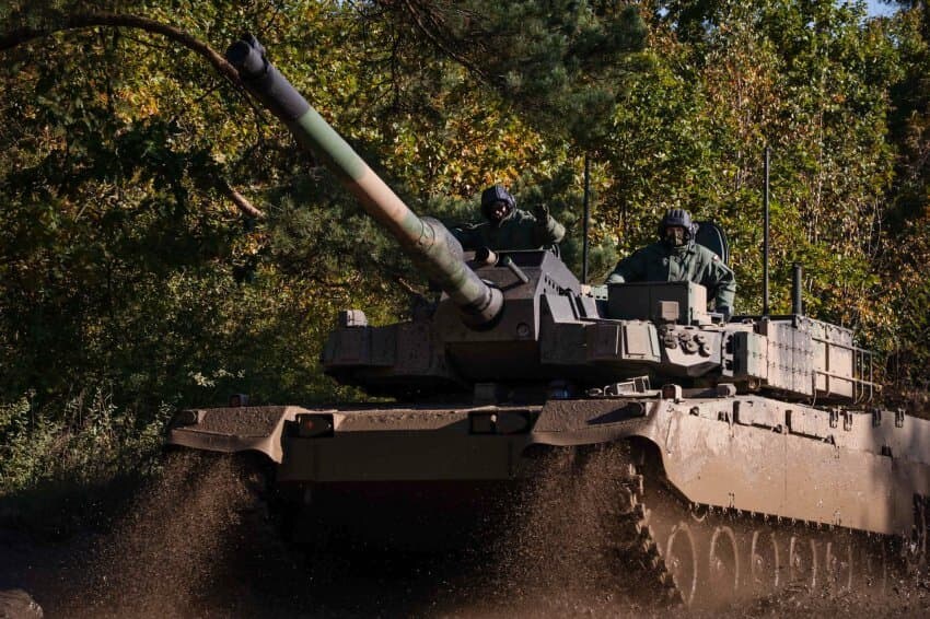 폴란드에 간, K-2 흑표 전차 근황.._5.jpg