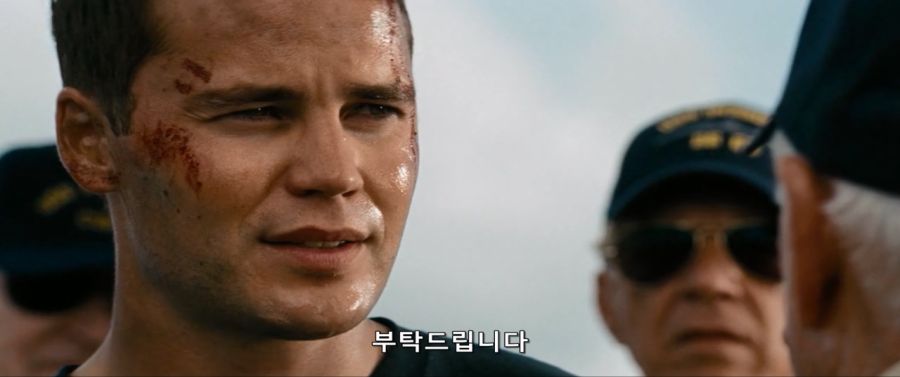 영화속 구형 전투함으로 외계인을 박살내는 작품_15.jpg