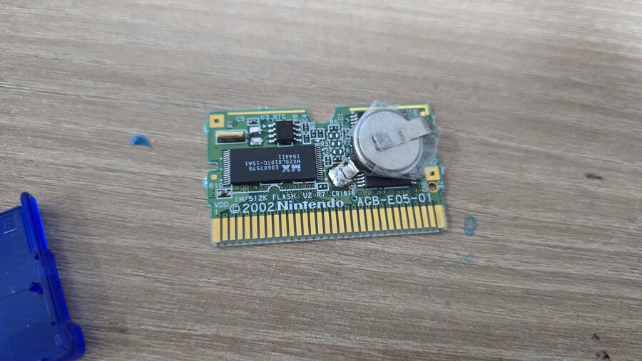 포켓몬 GBA 사파이어 전지 교체_9.jpg