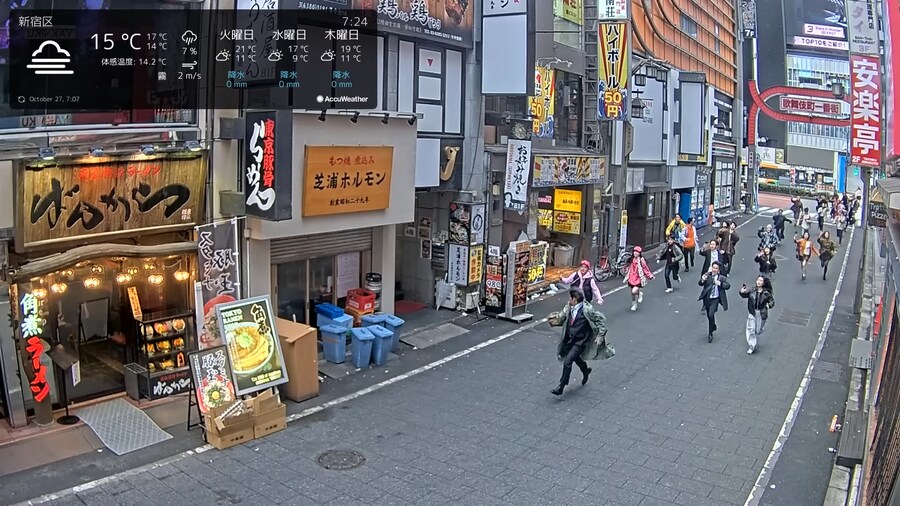 신주쿠 가부키초 라이브 카메라에 찍힌 의문의 러닝 크루_1.png