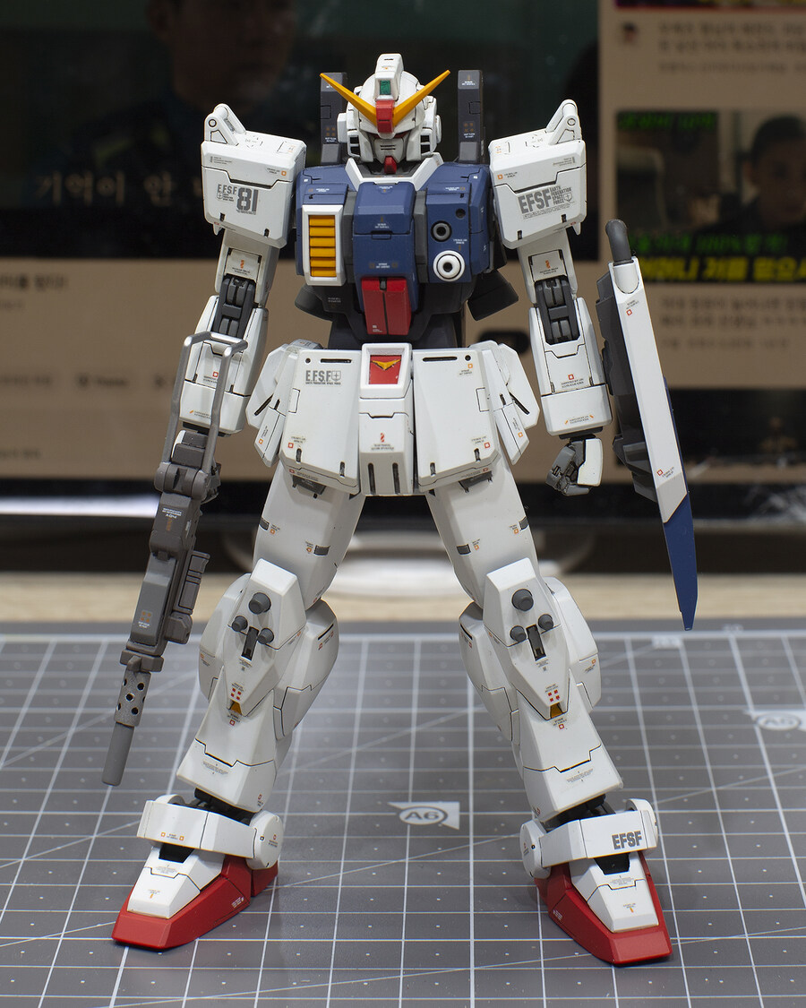[完成] HGUC RX-79[G] 육전형 건담 패러슈트_1.jpg