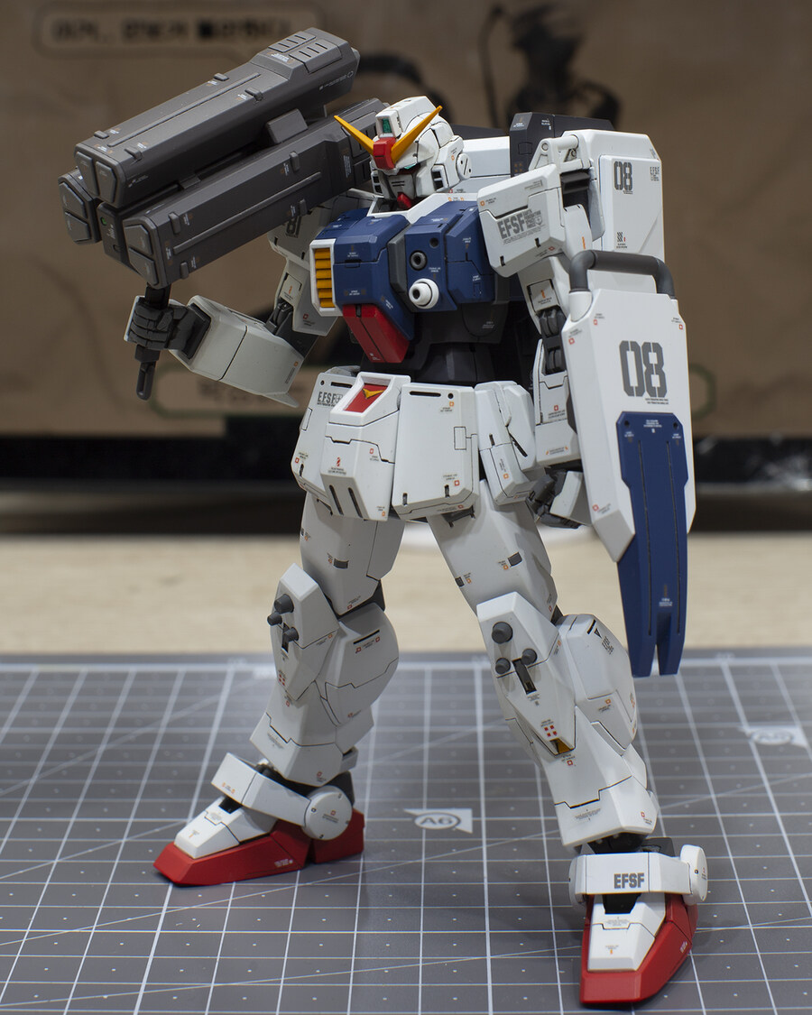 [完成] HGUC RX-79[G] 육전형 건담 패러슈트_18.jpg