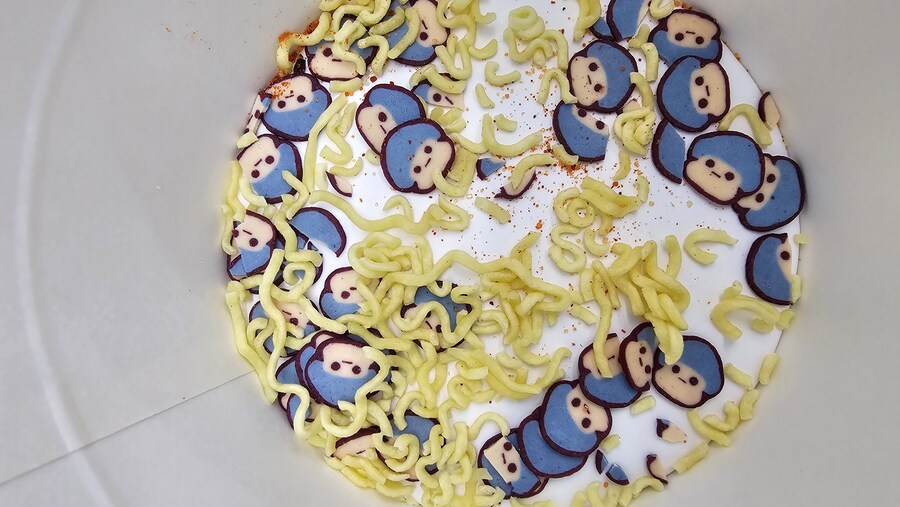 GS25 신상품 다진파랑버섯 라면_3.jpg