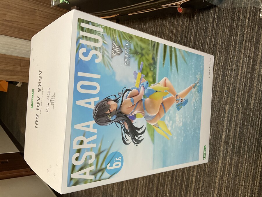 건프라)여행와서 피규어사고 좋아하고 있는데 프반이 떴네_2.jpg