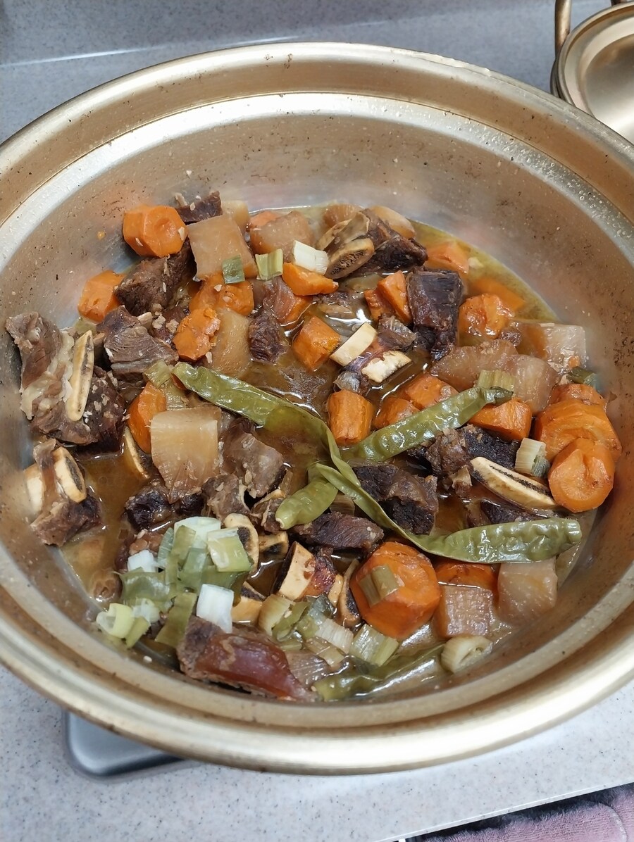 집밥-소갈비찜 백반_1.jpg