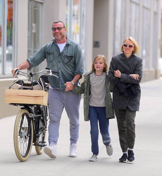 아들 + (전) 아들과 함께 여행을 다니는 미국 배우의 사진.jpg_8.jpg