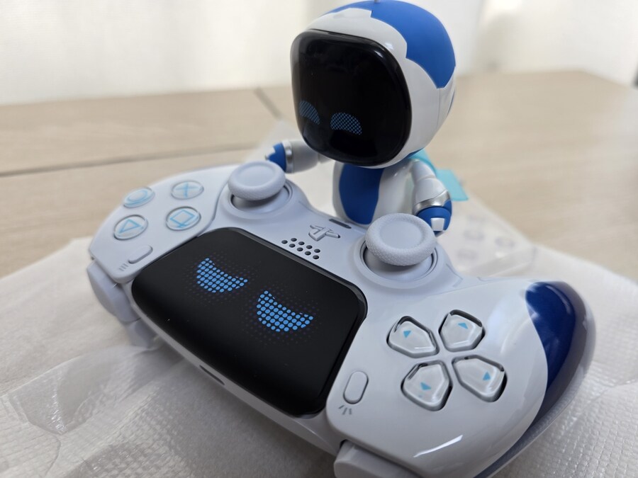 듀얼센스 아스트로봇 에디션_5.jpg