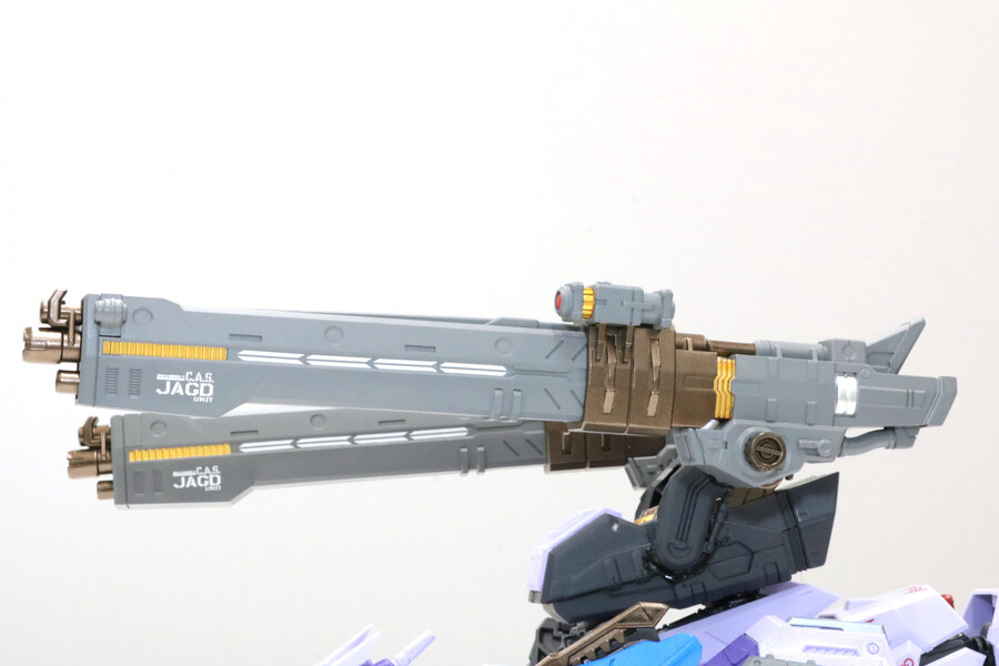 [타카라토미] 강철기신 아다마스 마키나 버서크 퓨러 체인징 아머 개발담당자 인터뷰_29.jpg