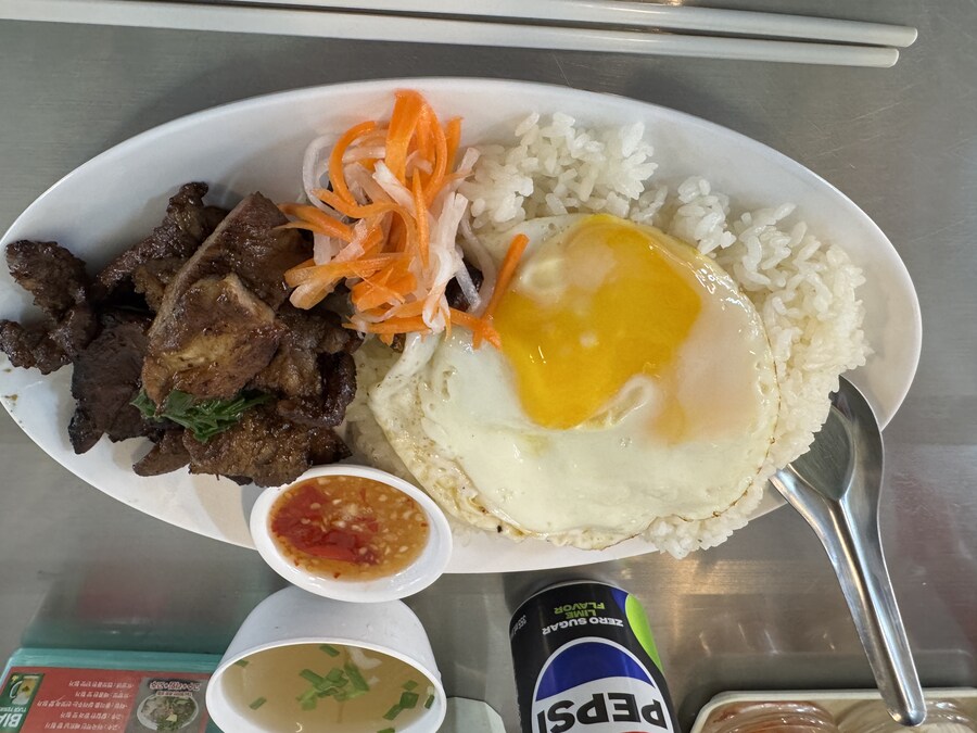 숯불구이 덮밥_2.jpg