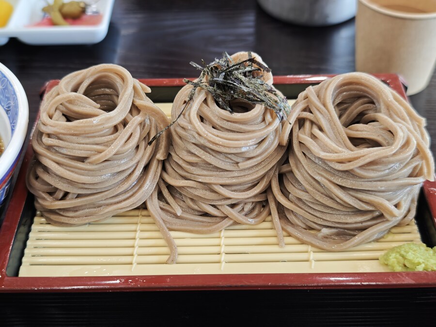 점심 메뉴는 돈까쓰!_3.jpg