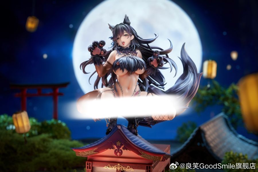 [굿 스마일] 아주르 레인 - 아타고 달밤의 누나 늑대 이미지 (편집)_1.jpg