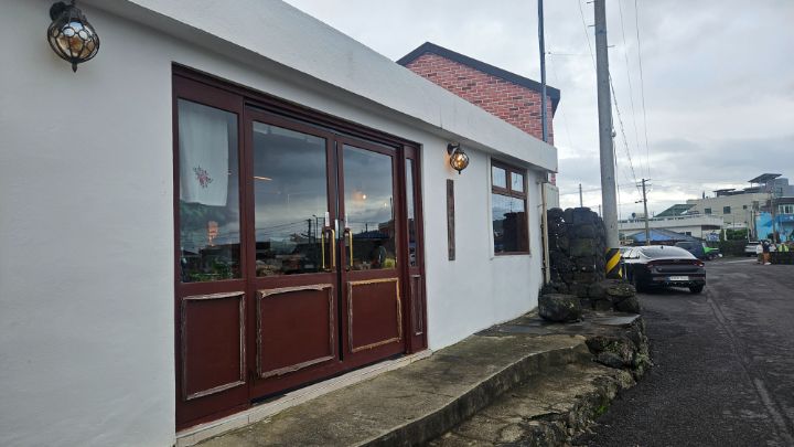 제주도 2일차 카페 동립_1.jpg