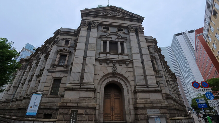 용과 같이 요코하마 성지 순례3 - 야마시타 공원_16.jpg